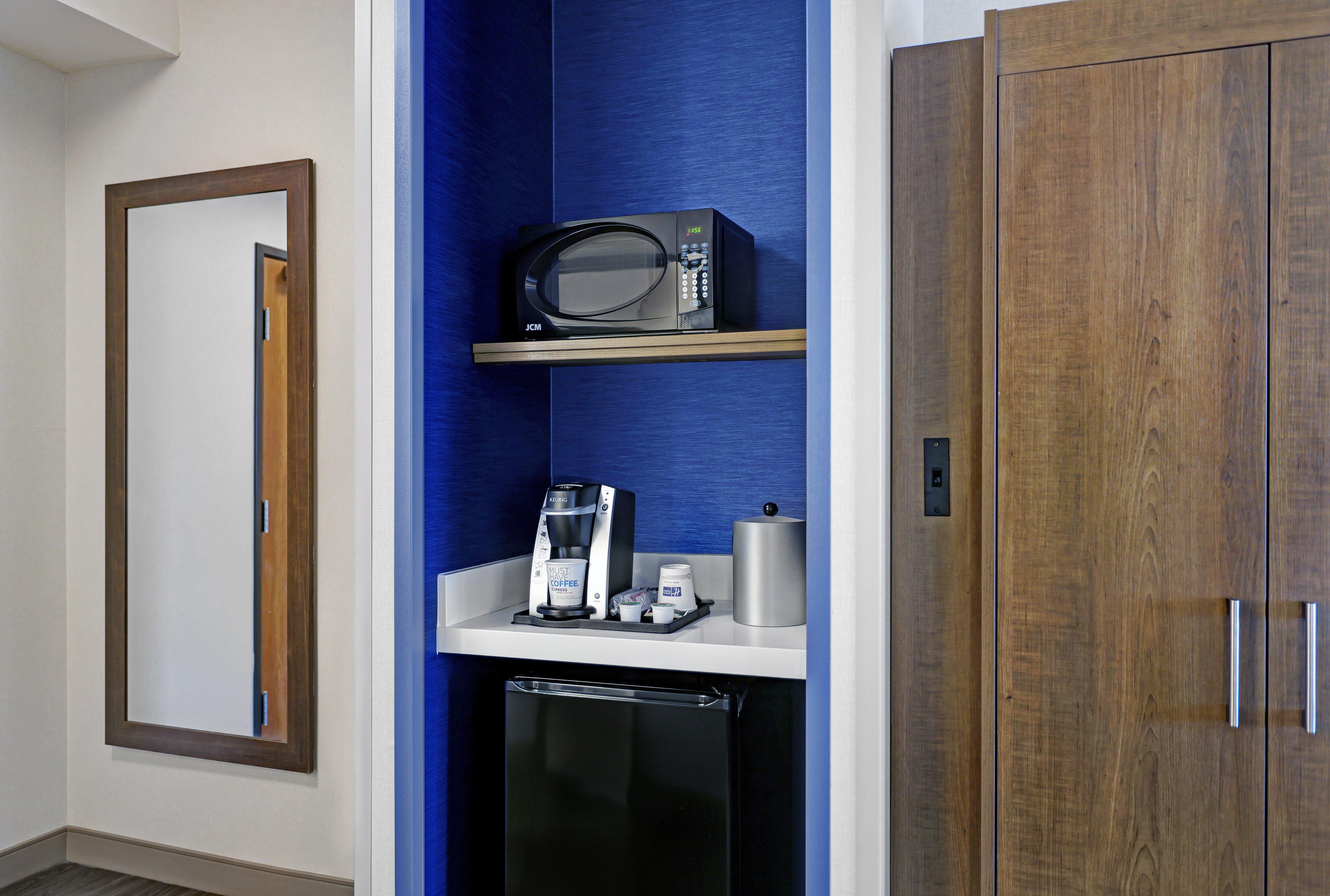 Holiday Inn Express Newport By Ihg Εξωτερικό φωτογραφία