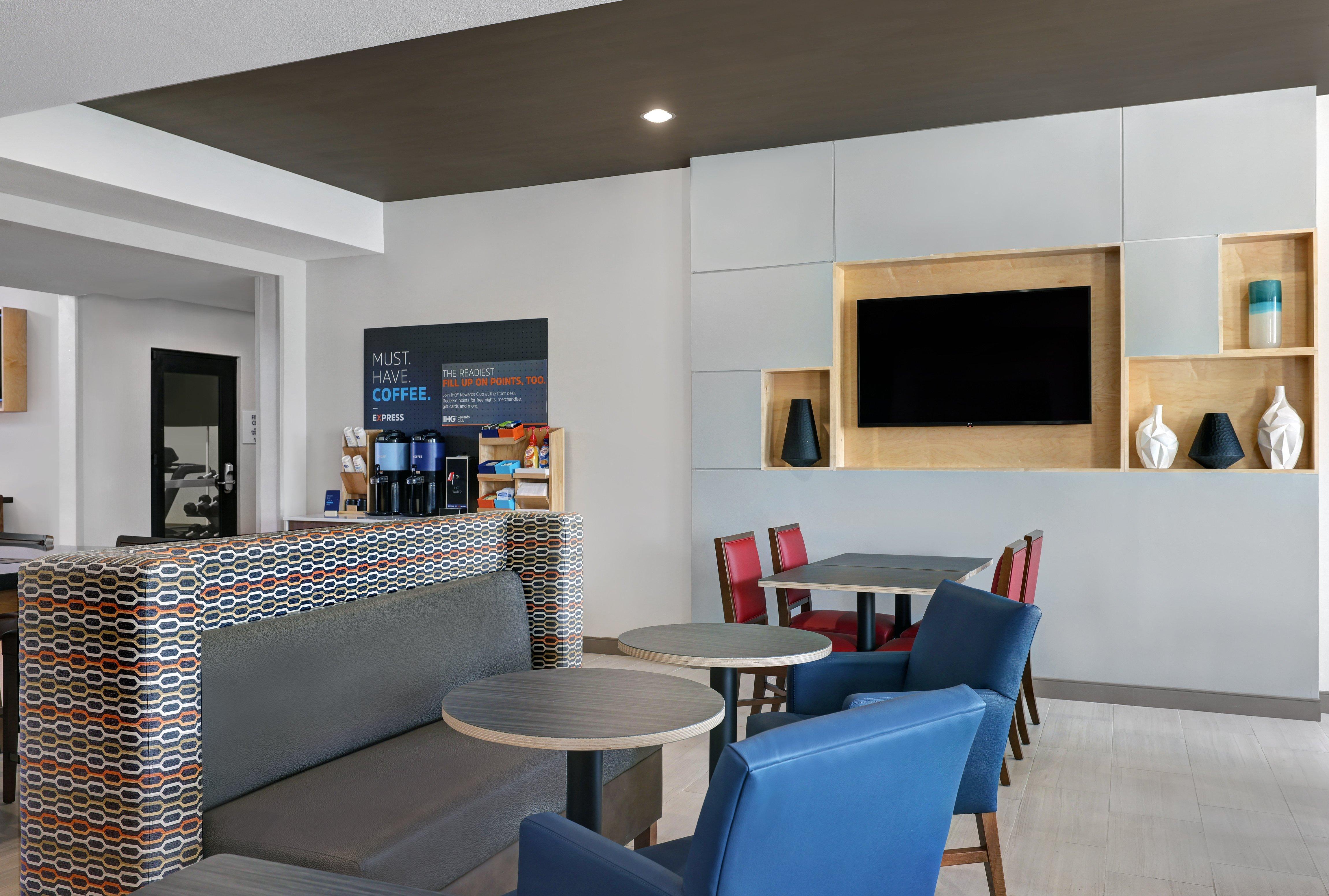 Holiday Inn Express Newport By Ihg Εξωτερικό φωτογραφία