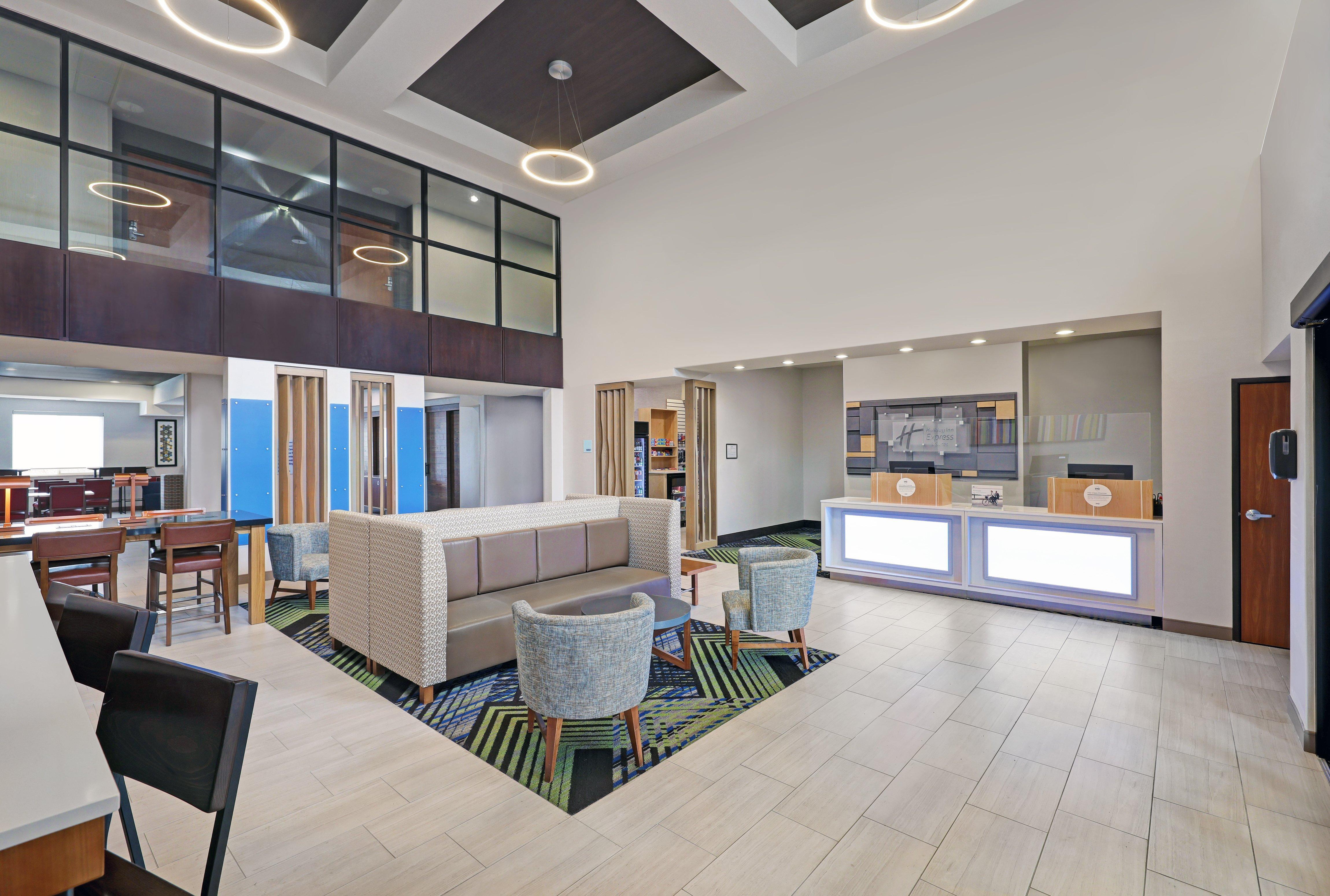 Holiday Inn Express Newport By Ihg Εξωτερικό φωτογραφία