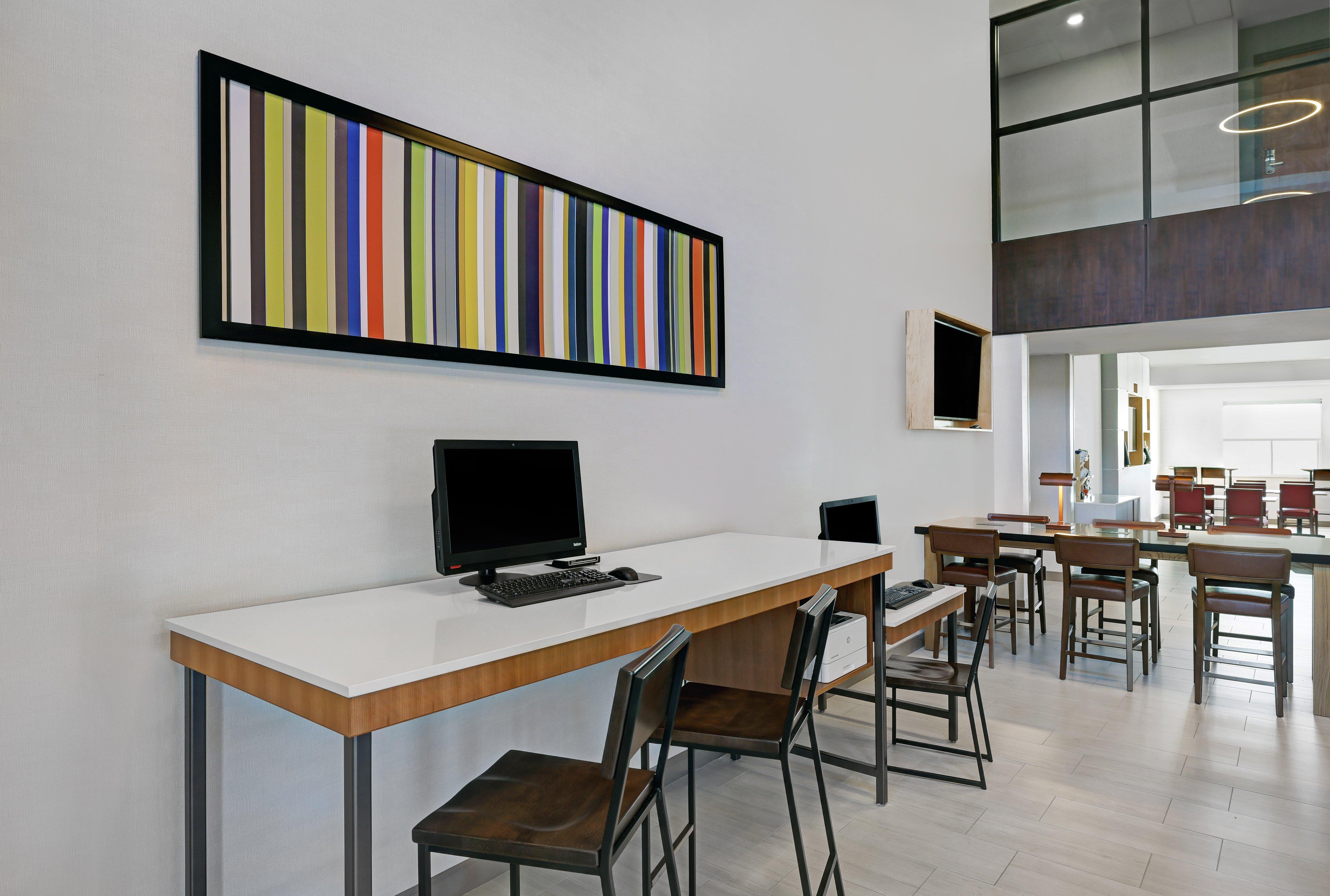 Holiday Inn Express Newport By Ihg Εξωτερικό φωτογραφία