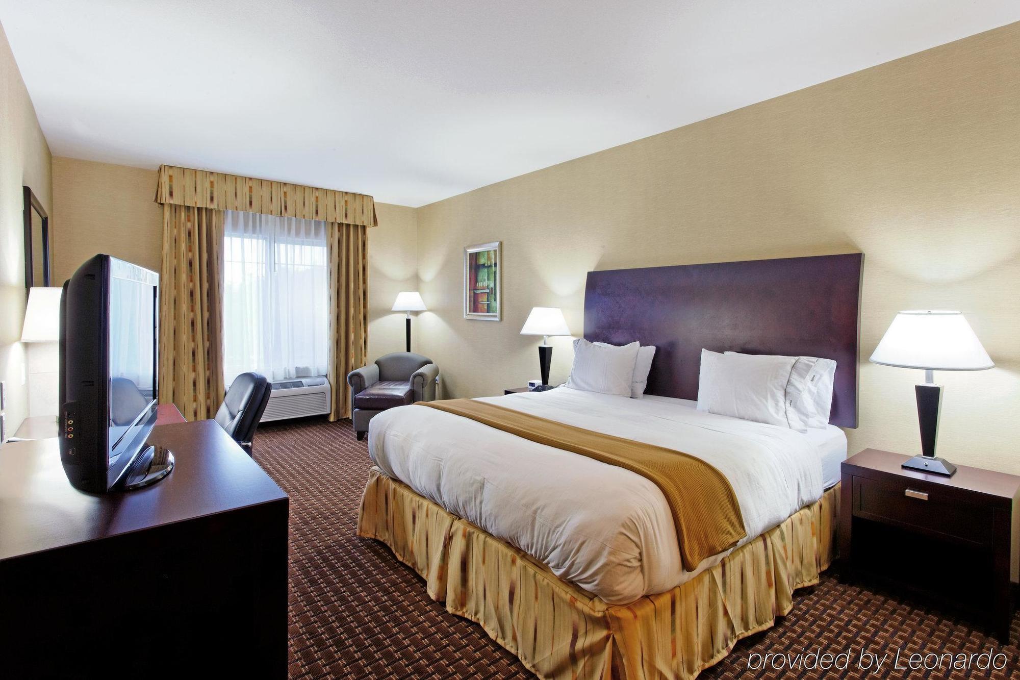Holiday Inn Express Newport By Ihg Δωμάτιο φωτογραφία