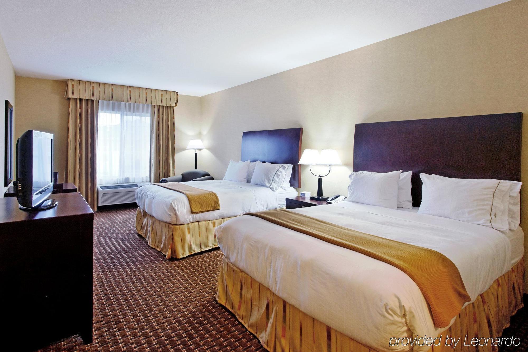 Holiday Inn Express Newport By Ihg Εξωτερικό φωτογραφία